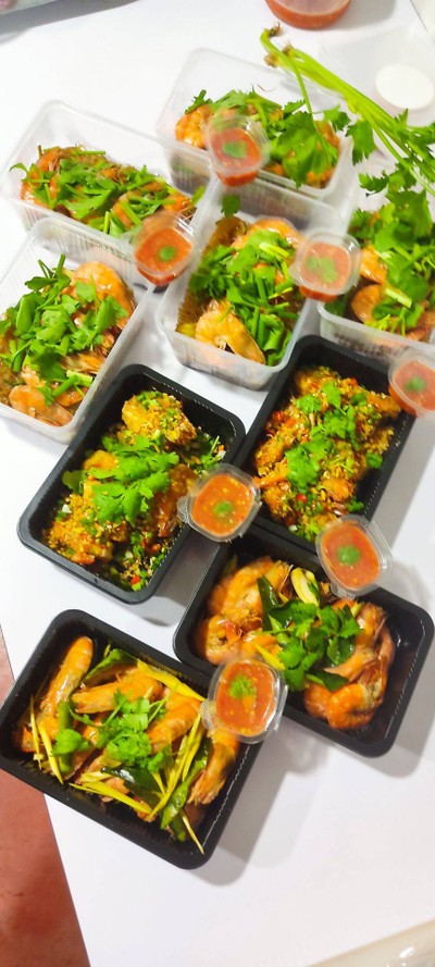 กุ้งคั่วพริกเกลือ