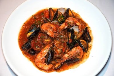 Brasserie Phuket ในเมืองภูเก็ต