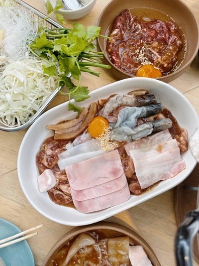 เมนูของร้าน The Cafe Mookata Ari อารีย์