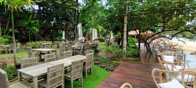 Andalay Beach Bar & Cafe