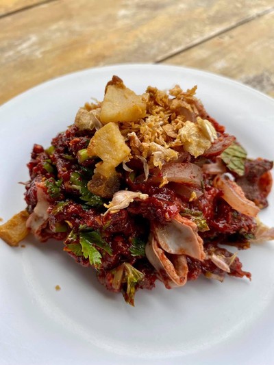 ลาบหมูดิบ
