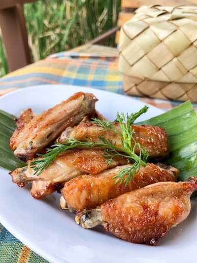 ปีกไก่ย่างสวนลุงดม