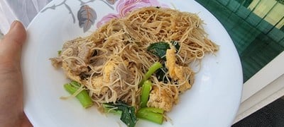 อาหาร หรือ เครื่องดื่ม