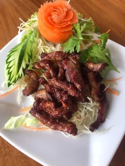 หมูแดดเดียว