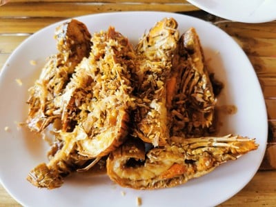 กั้งทอดกระเทียม