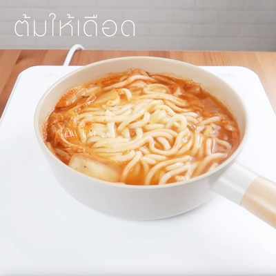 วิธีทำ อุด้งซุปกิมจิ 394 แคลอรี่