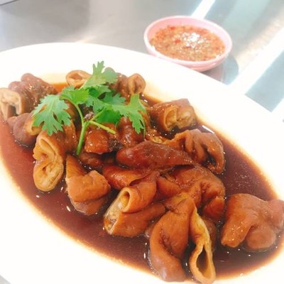 อาหาร หรือ เครื่องดื่ม