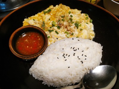 ข้าวไข่ข้นเนื้อปูก้อน