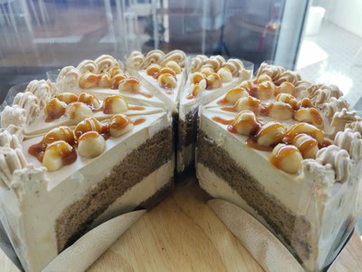 เค้กมอคค่าเเมคคาเดเมี่ย