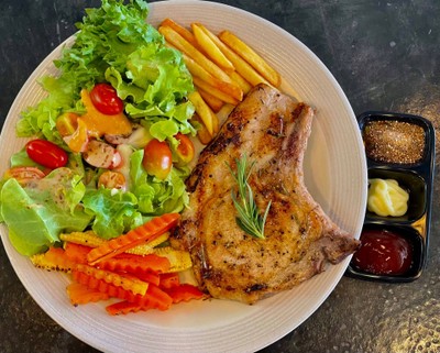 พอร์คช้อพ(สเต็กหมู)