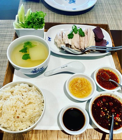 ข้าวมันไก่มณเฑียร