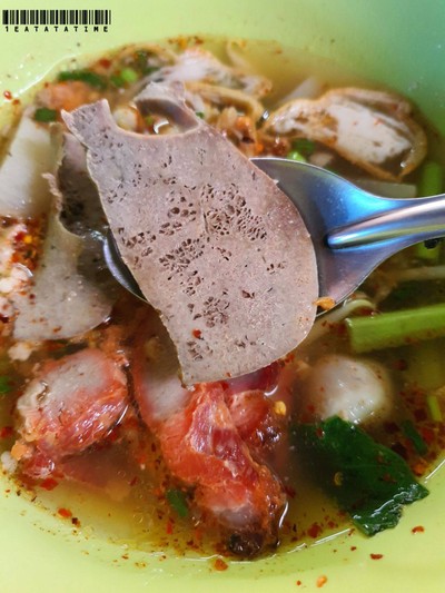 เกาเหลาหมูต้มยำ
