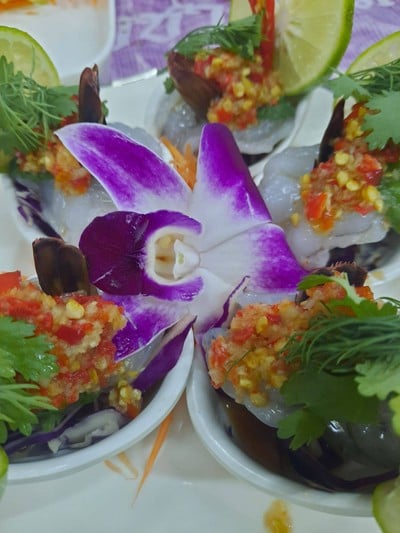 สุมหัว ณ เซกา