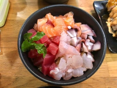 อรทัย ซูชิวังหลัง ตรงข้าม ตลาดพรานนก