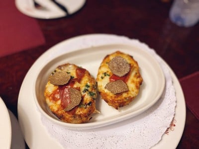 Baked truffle potatoes skin