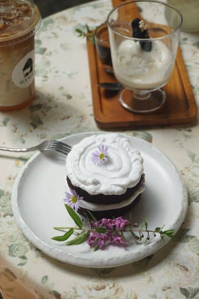 อาหาร หรือ เครื่องดื่ม