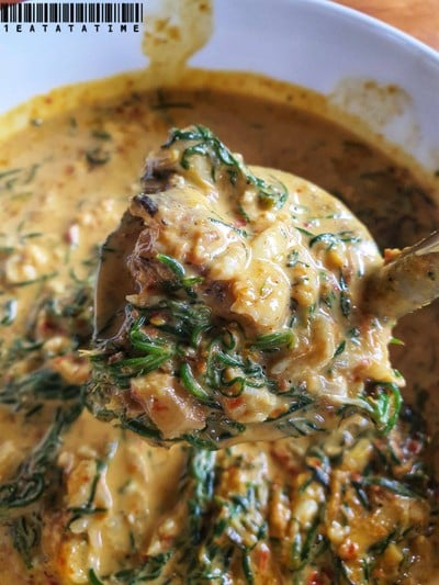 แกงคั่วเนื้อปูใบชะคราม