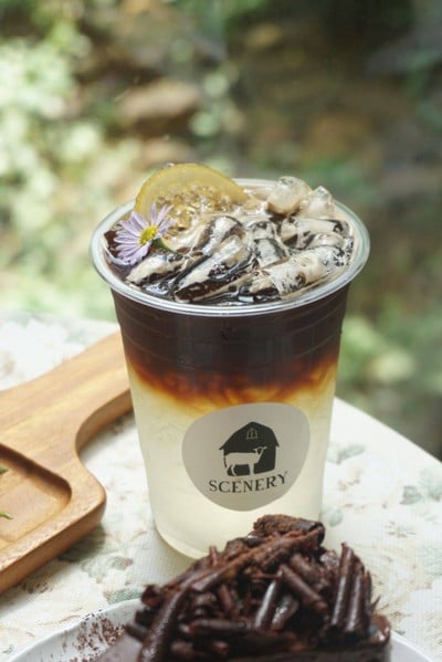 อาหาร หรือ เครื่องดื่ม