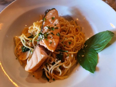 Sapgetti Salmon