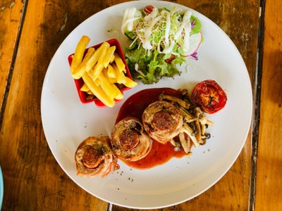 สเต็กไก่แร็ปเปอร์