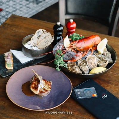เมนูของร้าน Scarlett Wine Bar & Restaurant โรงแรมพูลแมน จี สีลม