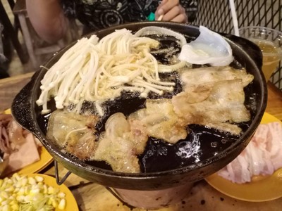 อาหาร หรือ เครื่องดื่ม