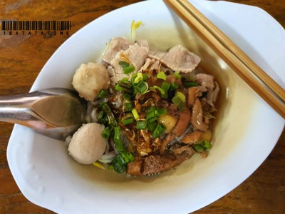 เส้นเล็กแห้ง