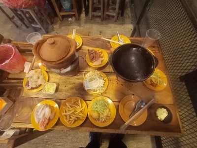 อาหาร หรือ เครื่องดื่ม