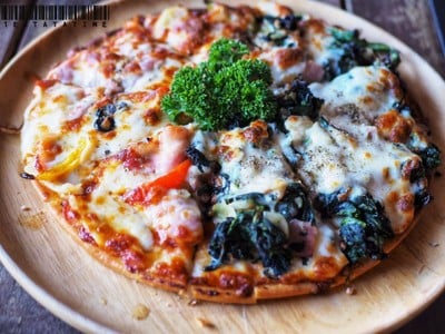 พิซซ่าผักโขม+ฮาวายเอี้ยน