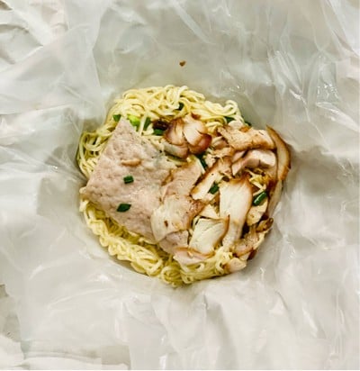 บะหมี่แห้งธรรมดา