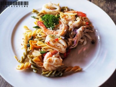 พาสต้าผัดขี้เมาทะเล