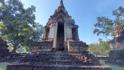 วัดเจดีย์เจ็ดแถว