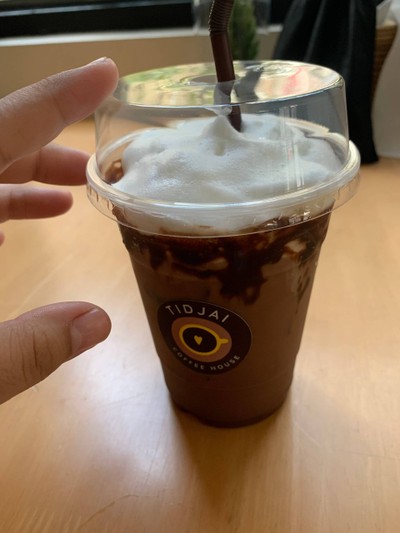 อาหาร หรือ เครื่องดื่ม