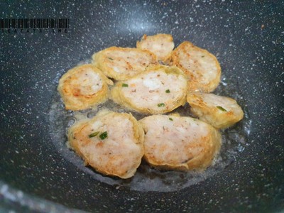 แฮ่กึ๊นกุ้งแม่น้ำ