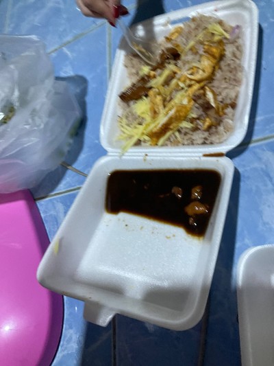 ข้าวคลุกกะปิ