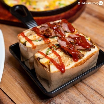 โทสต์หมูย่างแจ่ว