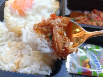 ข้าวกระเพราขาหมู