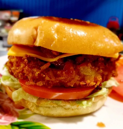 ชีสเบอร์เกอร์ไก่ทอด