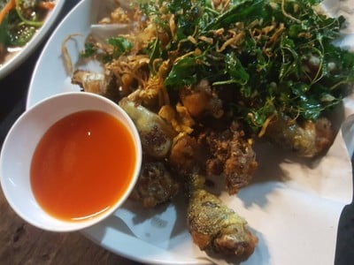 กบทอดกระเทียม