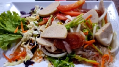 ยำหมูยอ