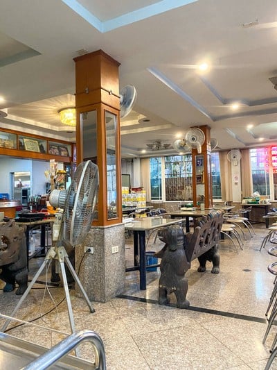 บรรยากาศ ติ๊กแจ่วฮ้อน