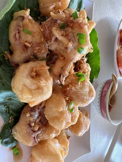 ปลาหมึกชุบแป้งทอด