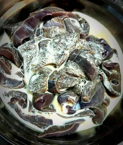 วิธีทำ ตับหมูทอดกระเทียม วิธีทำ ตับหมูทอดกระเทียม