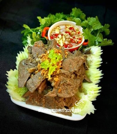 วิธีทำ ตับหมูทอดกระเทียม วิธีทำ ตับหมูทอดกระเทียม