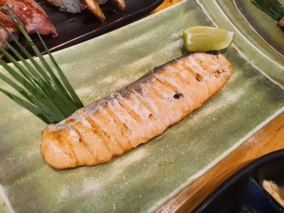 อาหาร หรือ เครื่องดื่ม