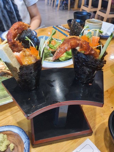 อาหาร หรือ เครื่องดื่ม