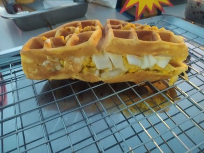 อาหาร หรือ เครื่องดื่ม