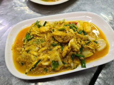 ปูผัดผงกระหรี่