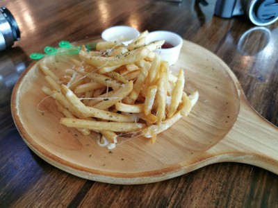 อาหาร หรือ เครื่องดื่ม