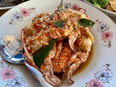 ปลาดิษฐ์ อาหารพื้นถื่นจากเรือประมงเล็ก พัทยา